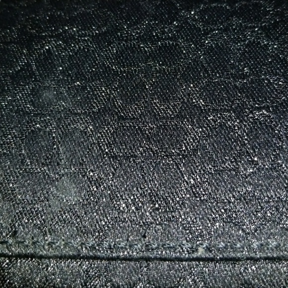 Authentic Coach Signature Wallet - Picture 8 of 8